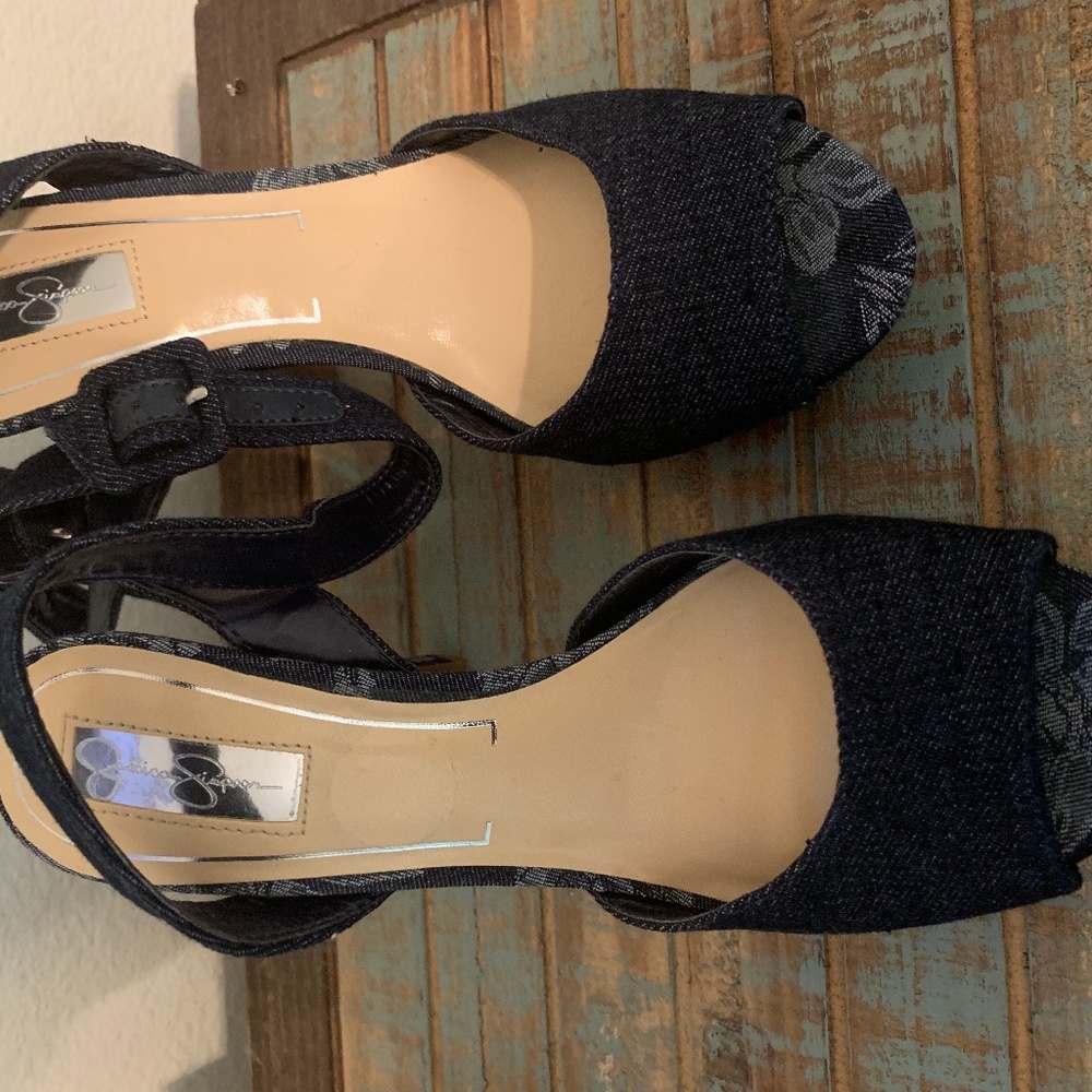 Like New Jessica Simpson Blue Jean Sandal